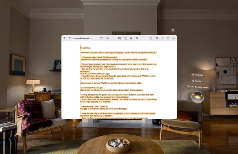 Apple Vision Proのメールアプリで作成されたEメール。Apple Intelligenceの作文ツールを使って文章をチェックしている